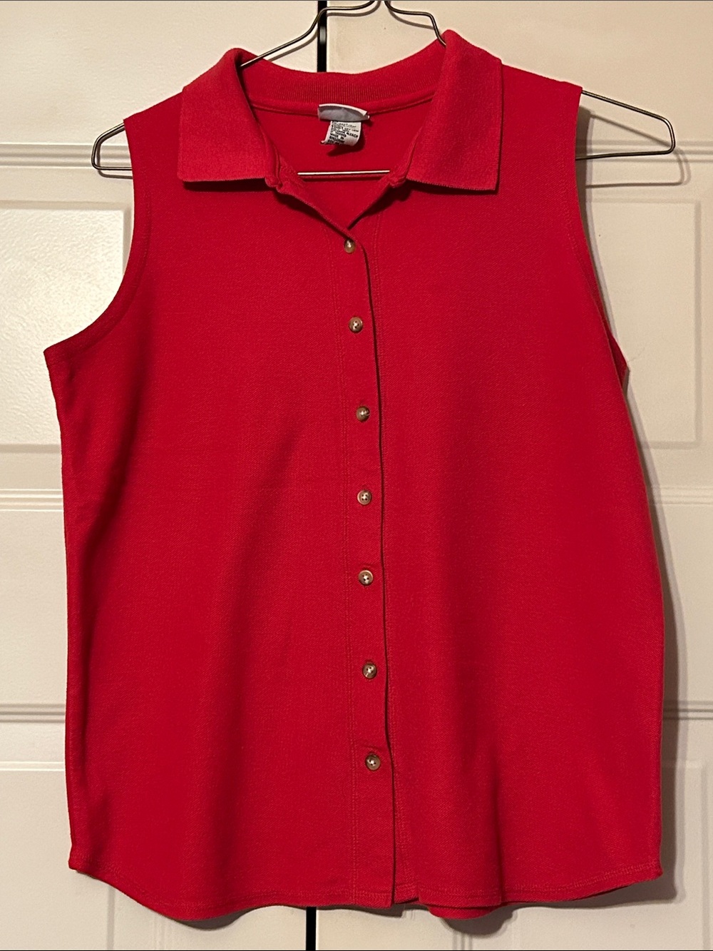 Classic Elements Red Sleeveless Button-Down Polo Top